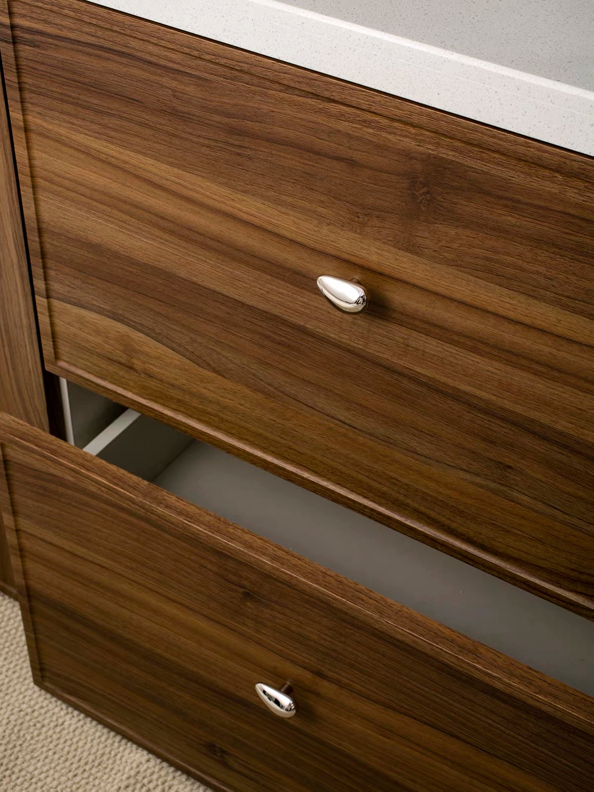 Pebble cabinet knob