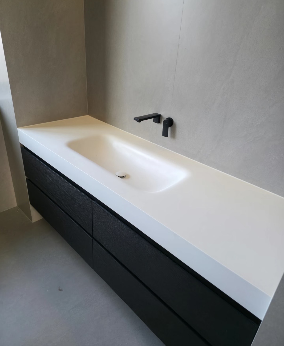 Lave 2400mm bespoke walnut vanity unit with integrated sintered stone basin and full-length mirror cabinet